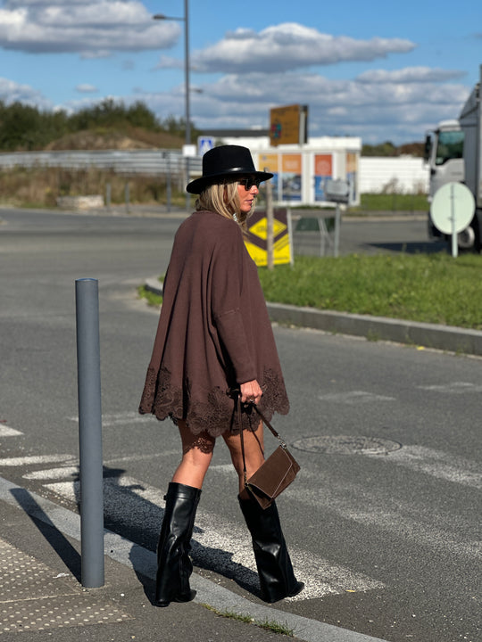 Pull col V dentelle 898