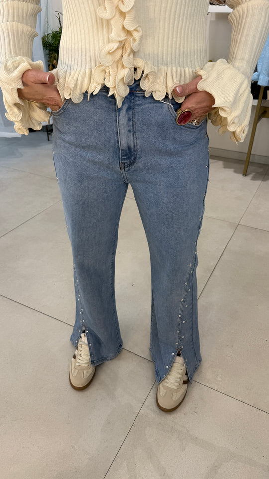 Jean flare fentes Cloutés Bleu 6090 (taille grand)