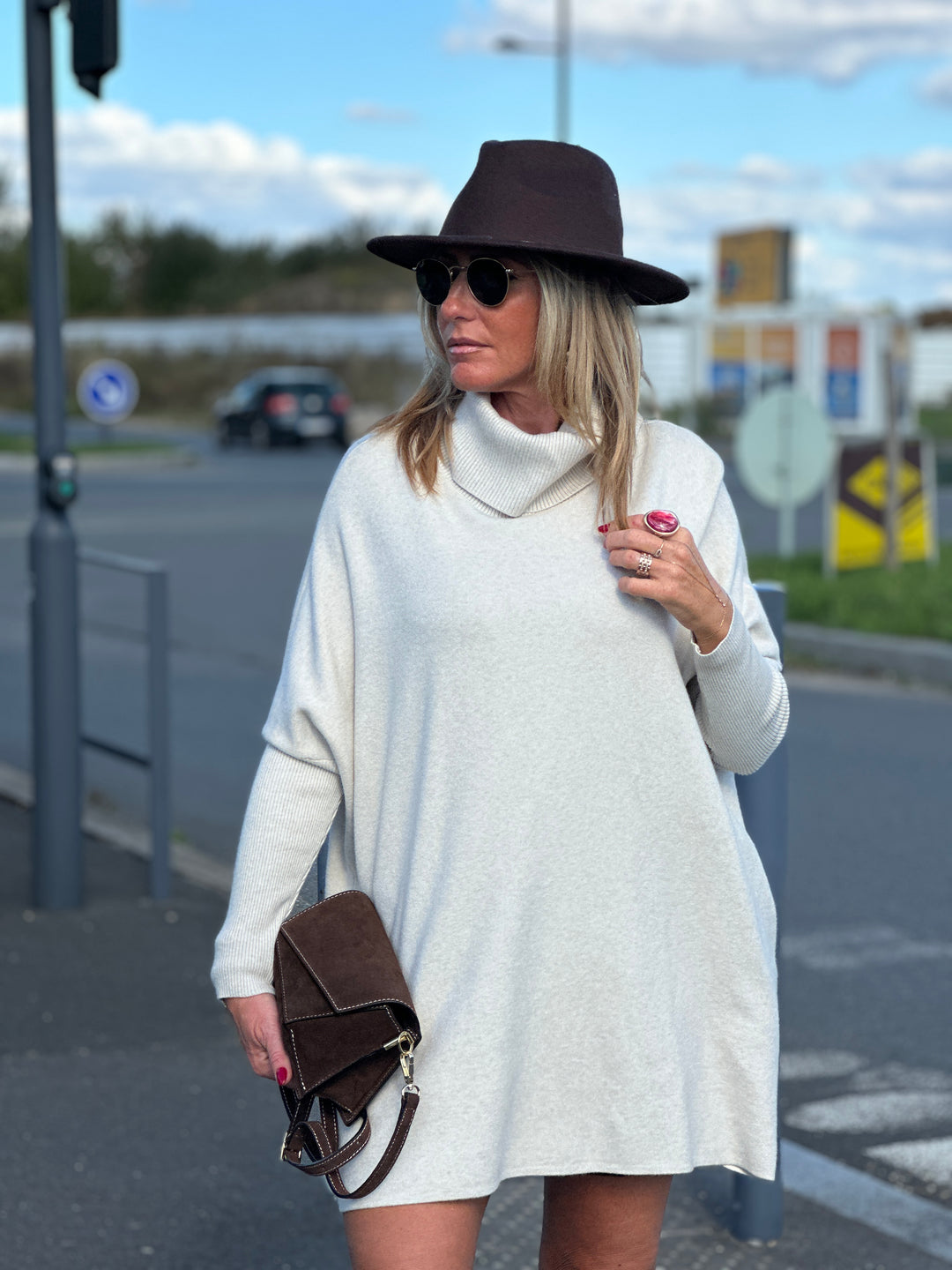 Pull col montant manches resserrées 1701