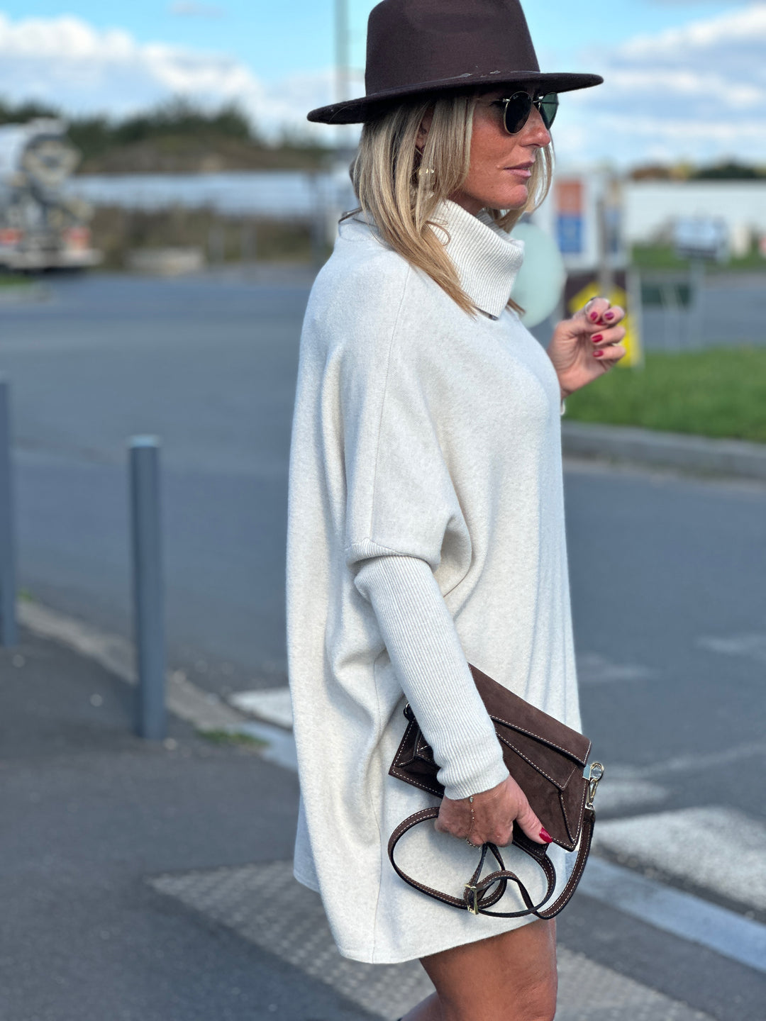 Pull col montant manches resserrées 1701