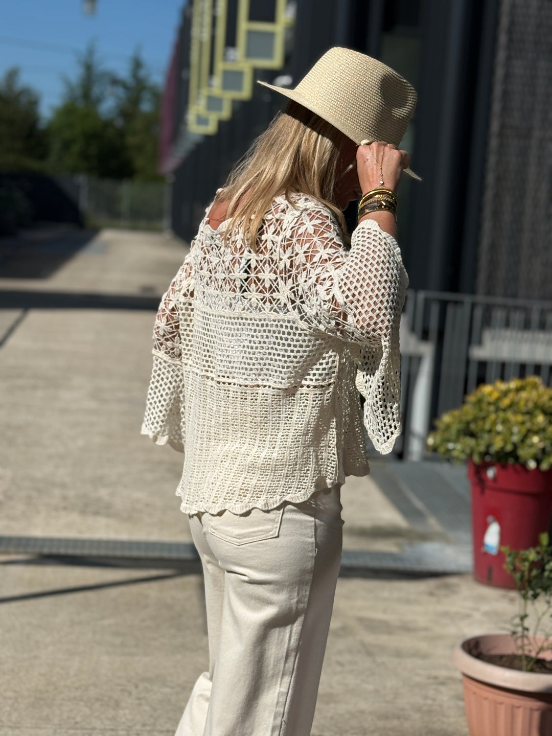Pull crochet ÉCRU manches longues évasées 8077