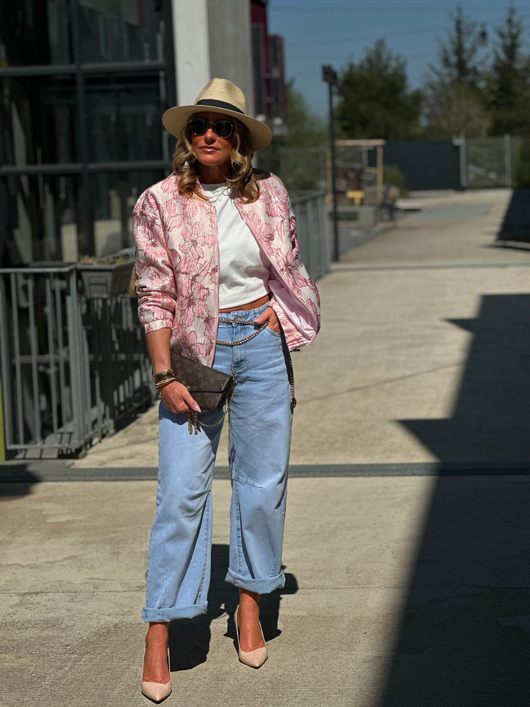Bomber rose fleur irisé 2406