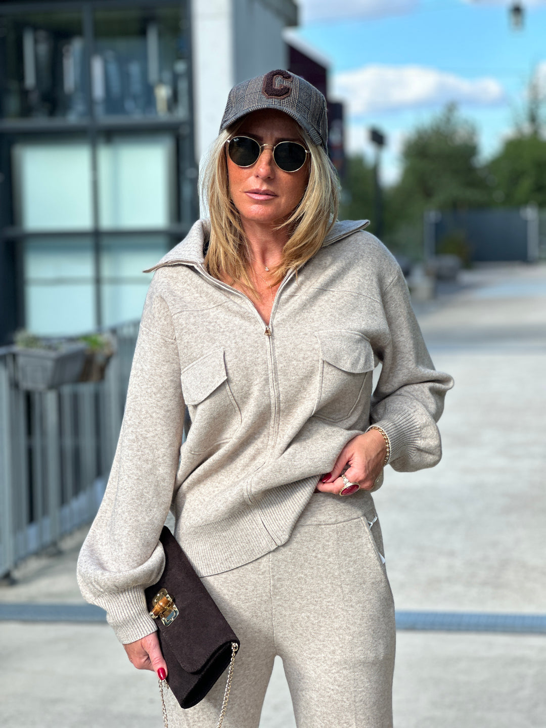 Gilet zip col cheminée poches 8930