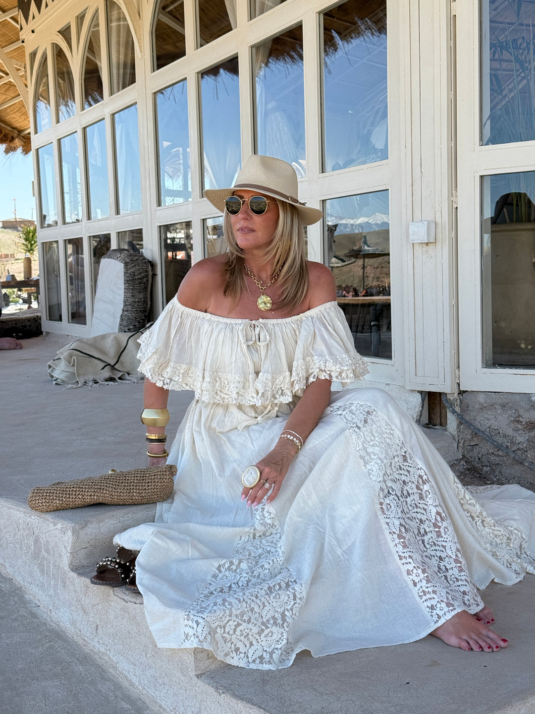 Robe longue avec dentelle crème NOTCHE