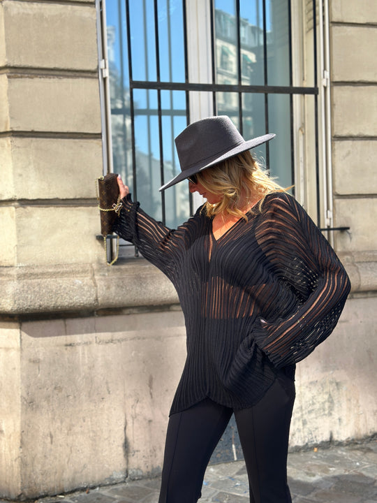 Pull noir maille transparente 20023