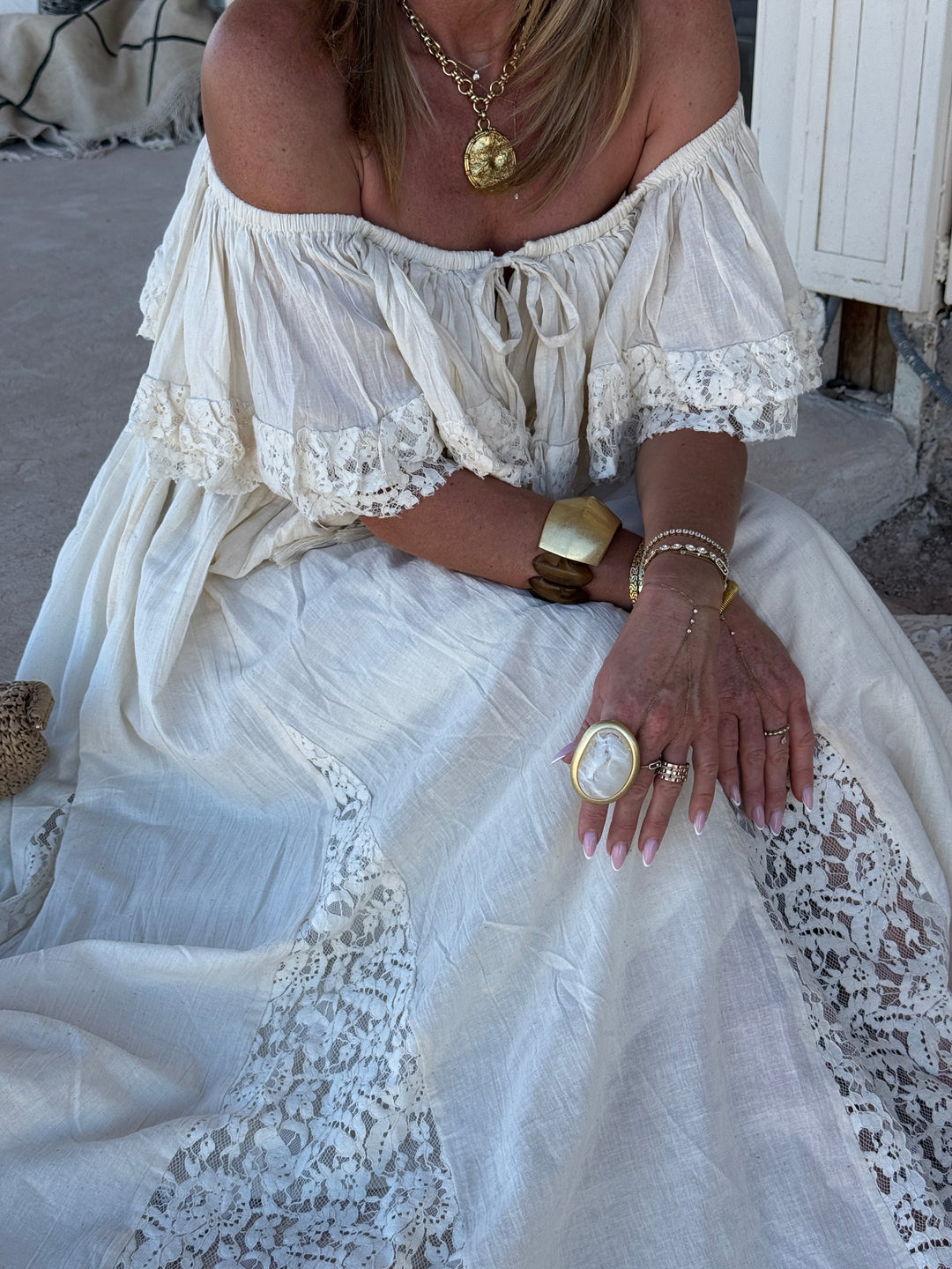 Robe longue avec dentelle crème NOTCHE