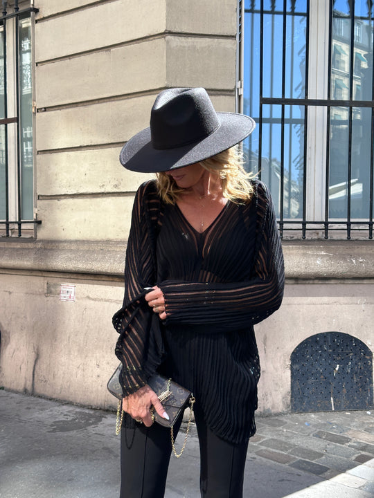 Pull noir maille transparente 20023