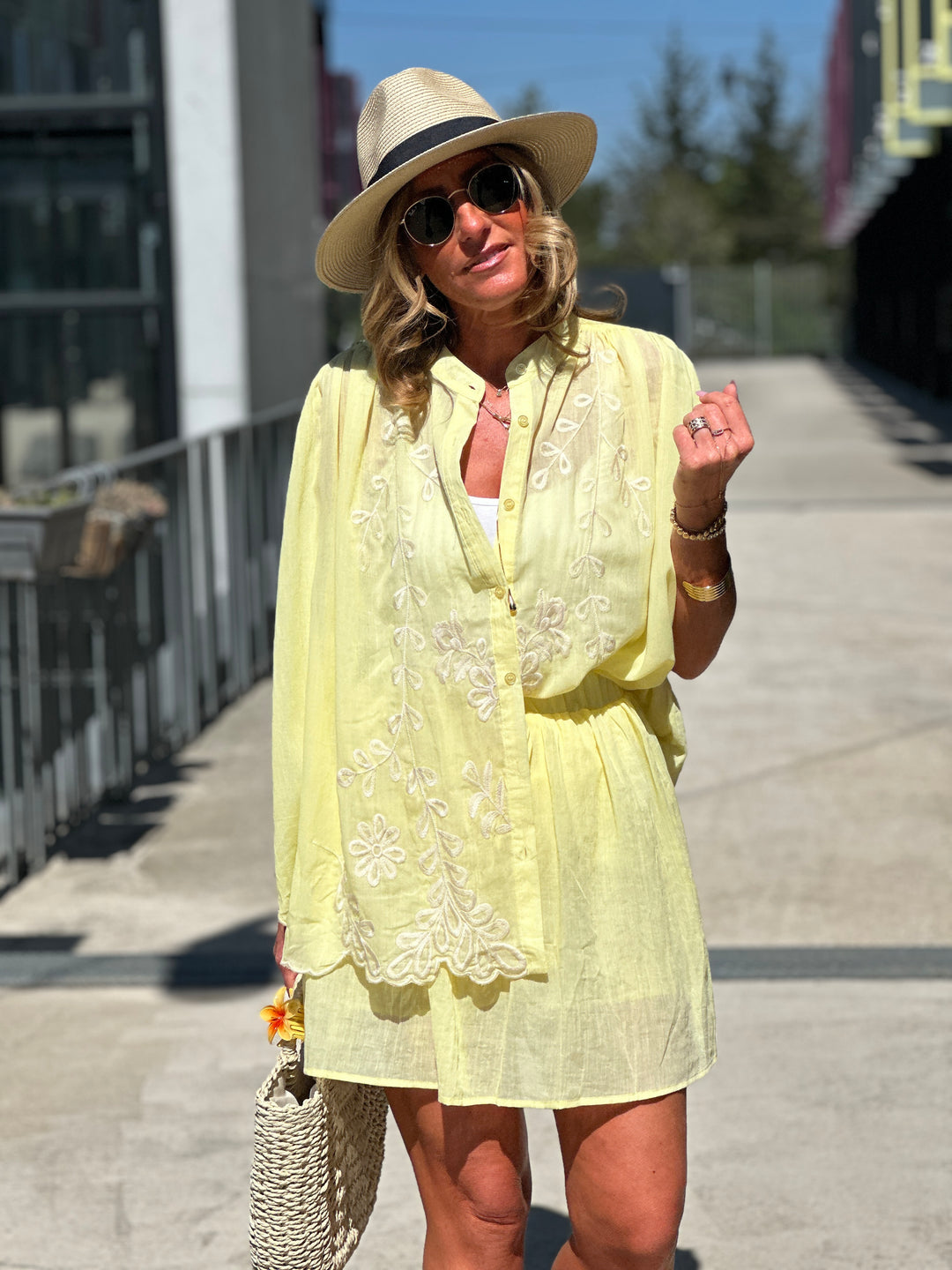 Short jaune TR1586