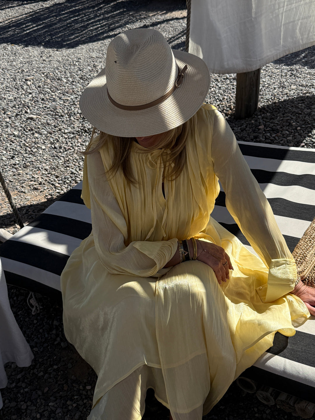 Robe satin volant  Jaune 68713