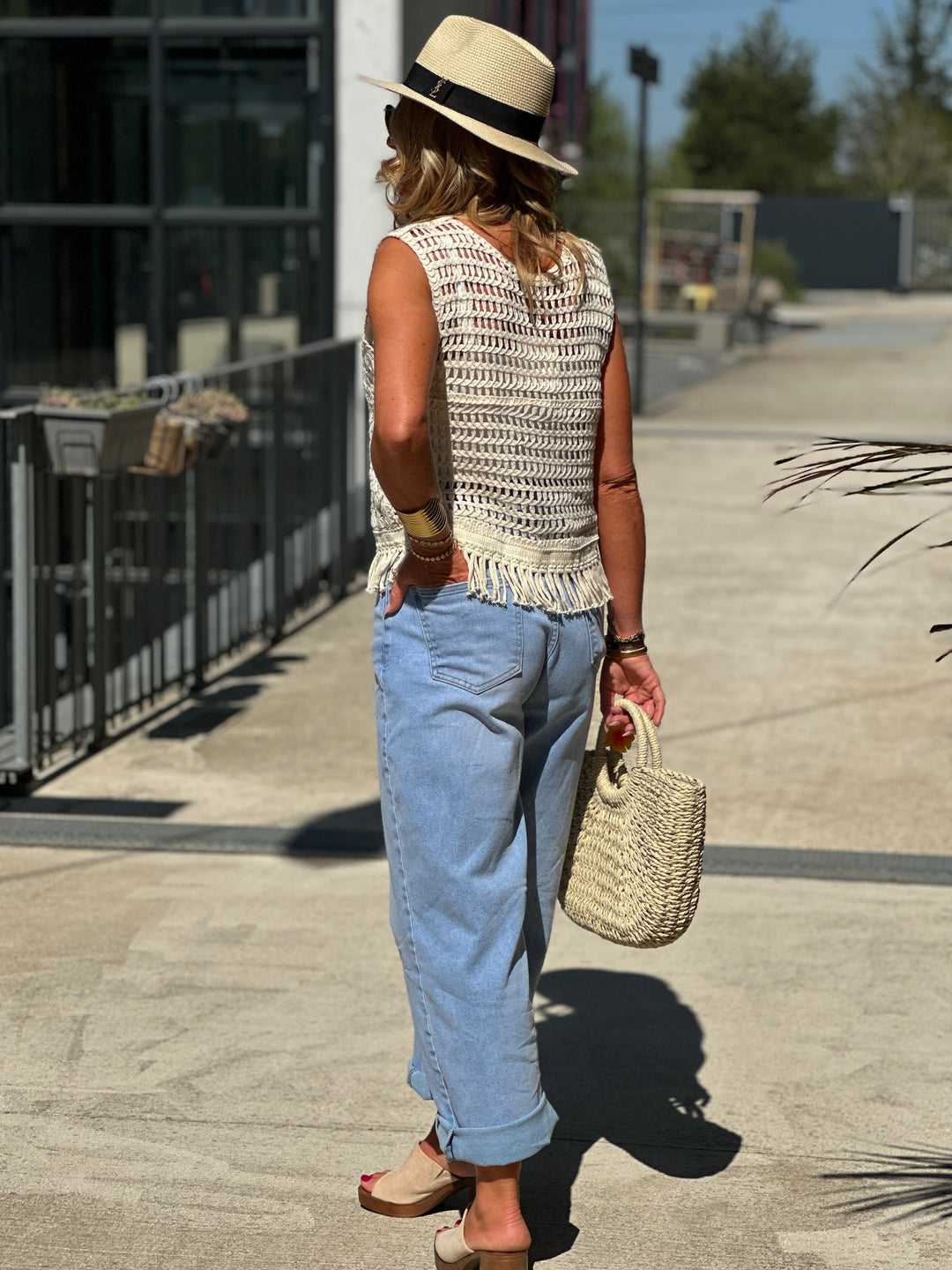 Boléro brodé beige 2538