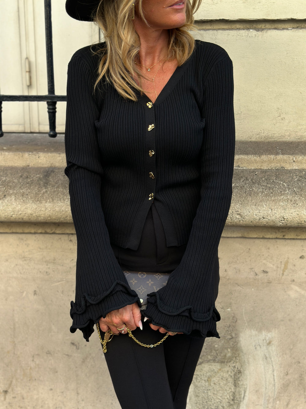 Gilet Noir manches larges M5091