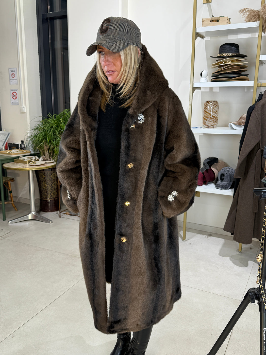 Manteau long fourrures bijoux 5508