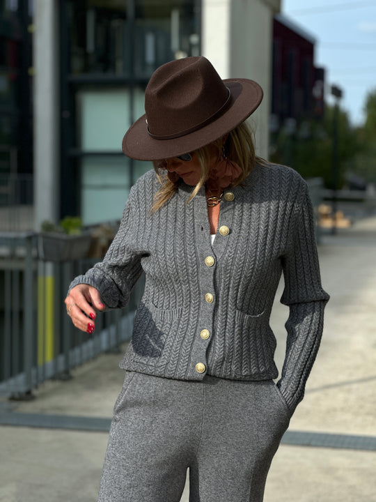 Gilet boutons maille tressé 8960