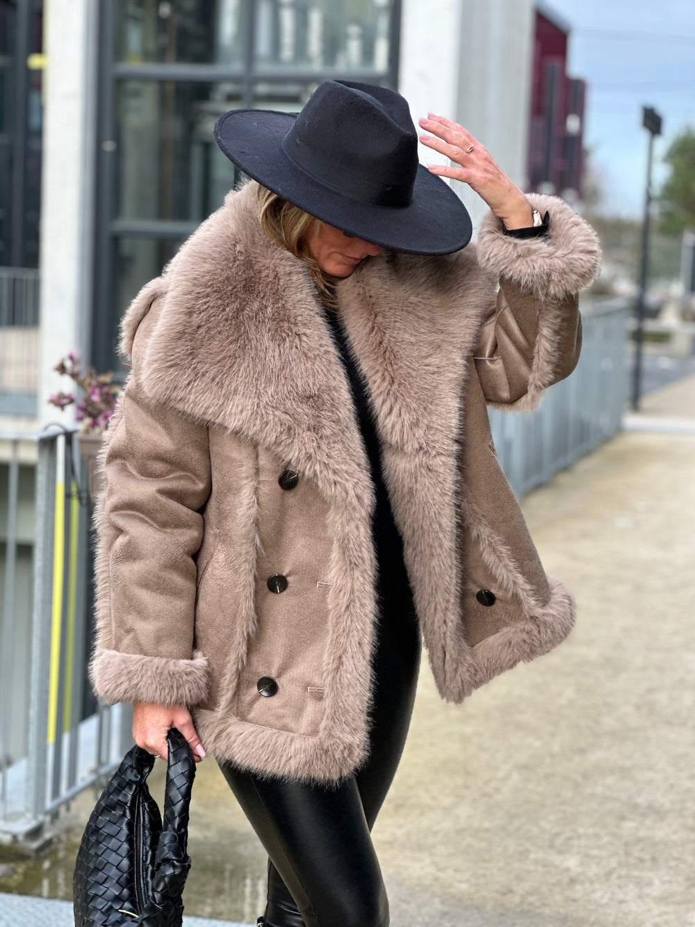 Veste daim fourrure Maya (réversible)Taupe 202213