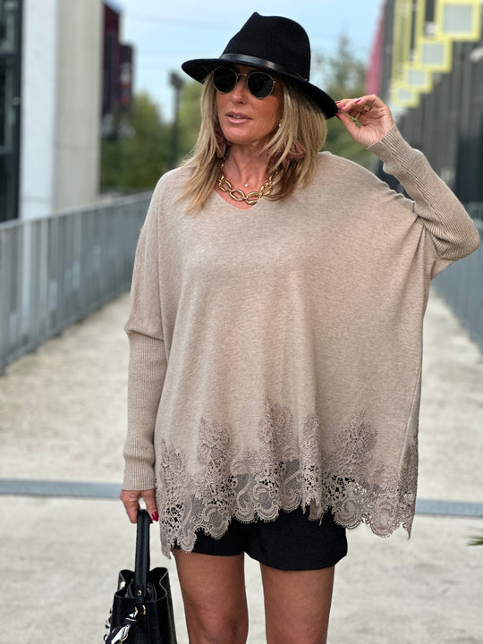 Pull col V dentelle 898