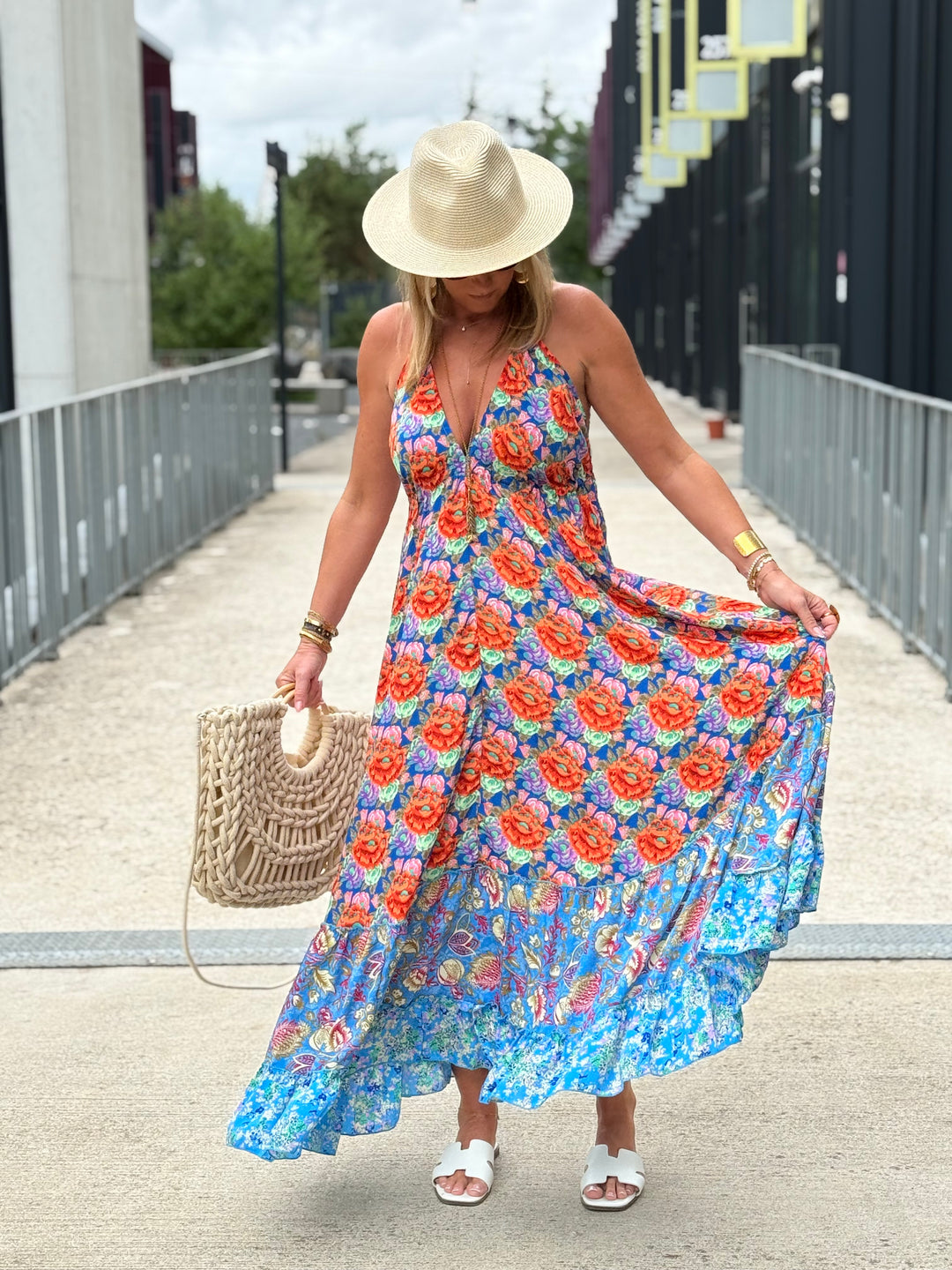 Robe imprimée attachée patchwork dos nu