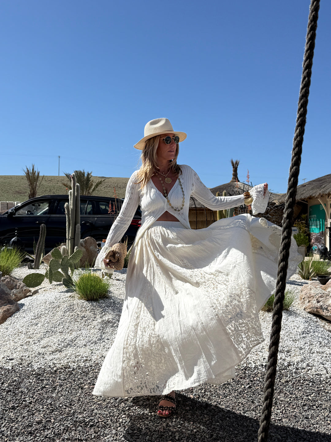 Jupe longue avec dentelle crème NOA S26