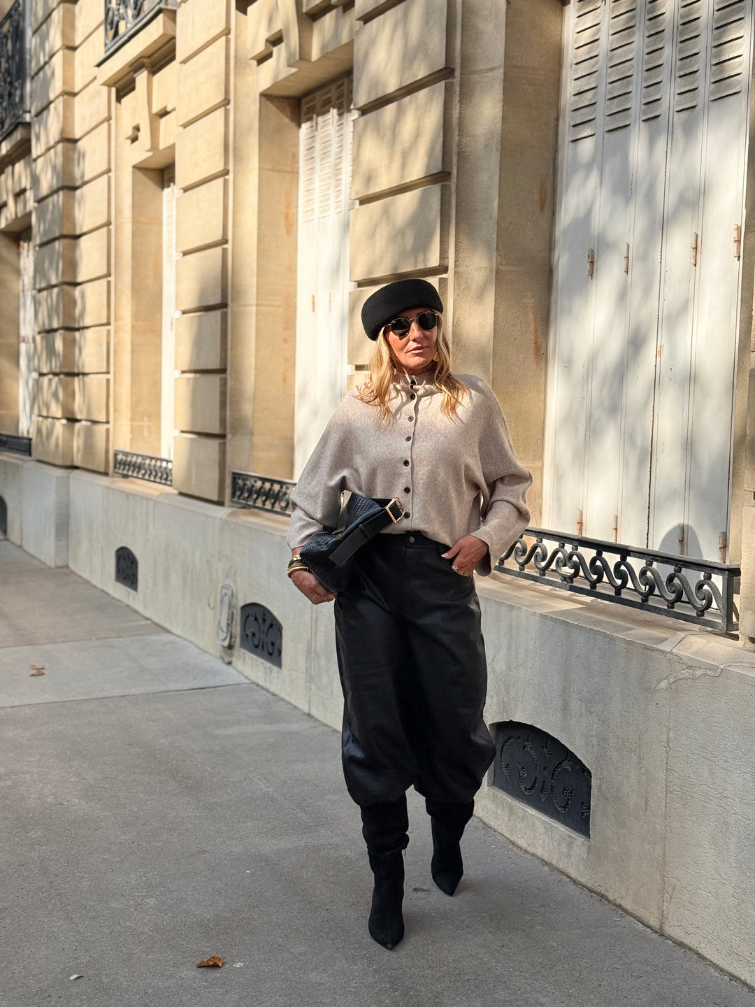 Pull boutonnés  DL-001 Taupe
