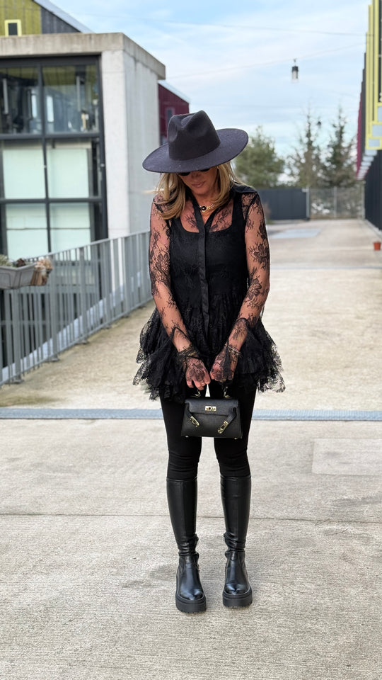 Chemise dentelle volant noir H11381