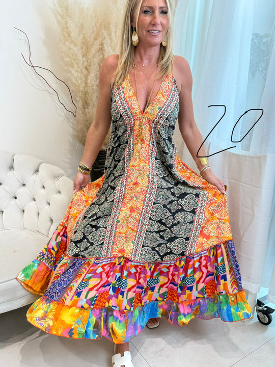 Robe imprimée attachée patchwork dos nu
