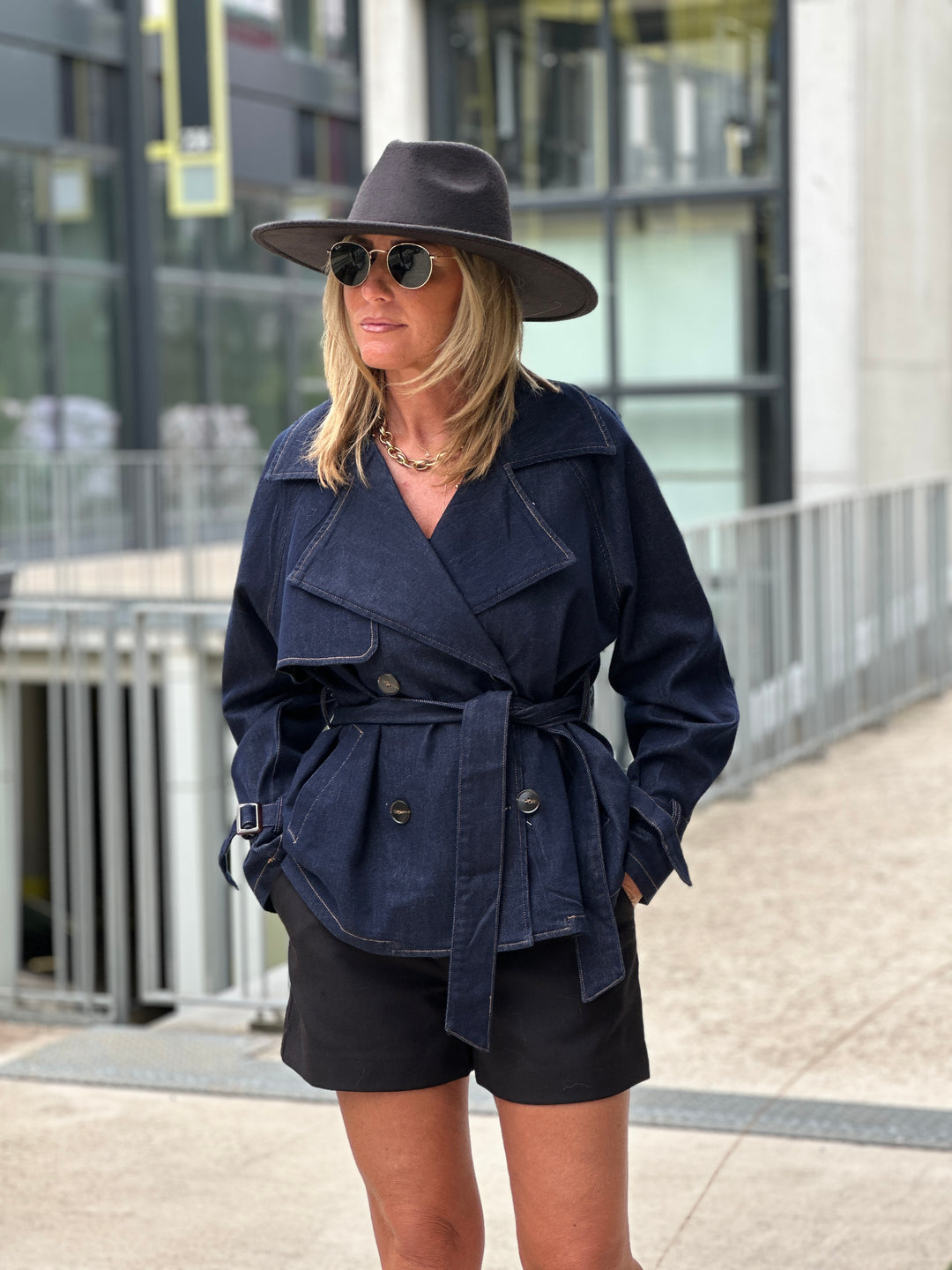 Veste jean attaché