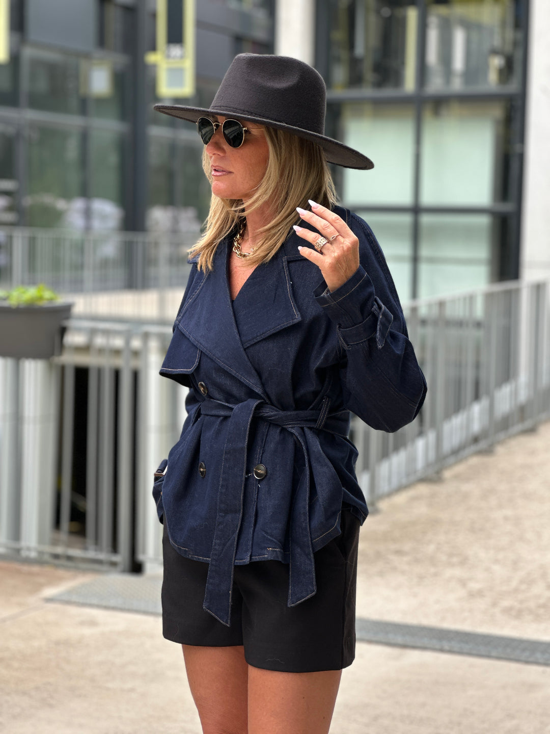 Veste jean attaché