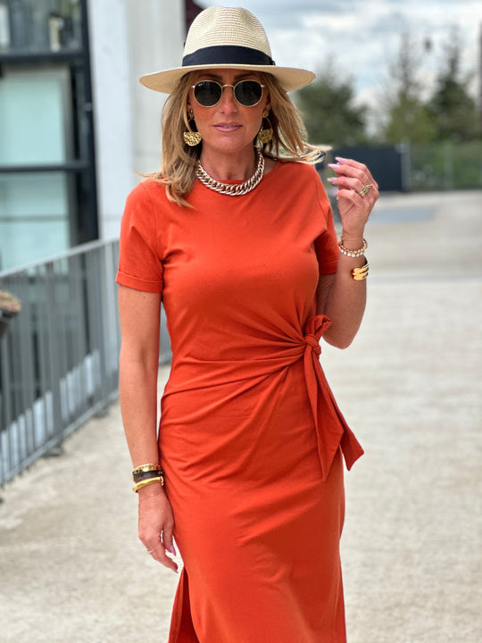 Robe longue manches courtes attachée rouille DC552
