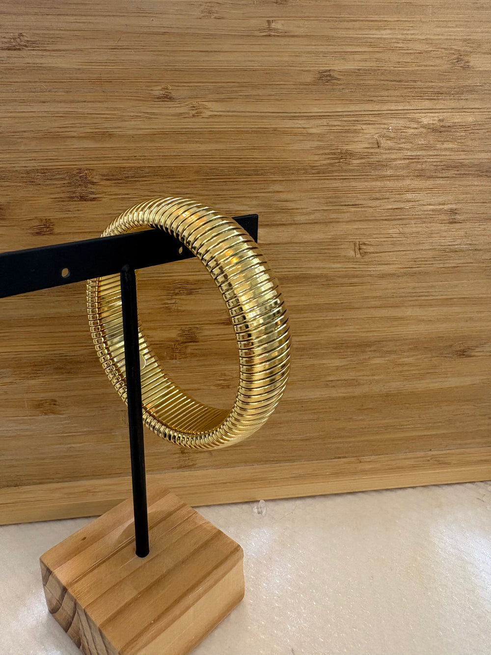Bracelet manchette or épais