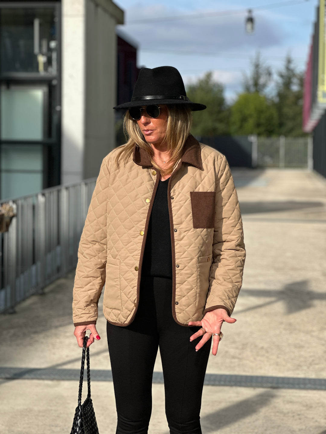 Doudoune Capucine matelassé beige et effet daim choco HX1815CFG