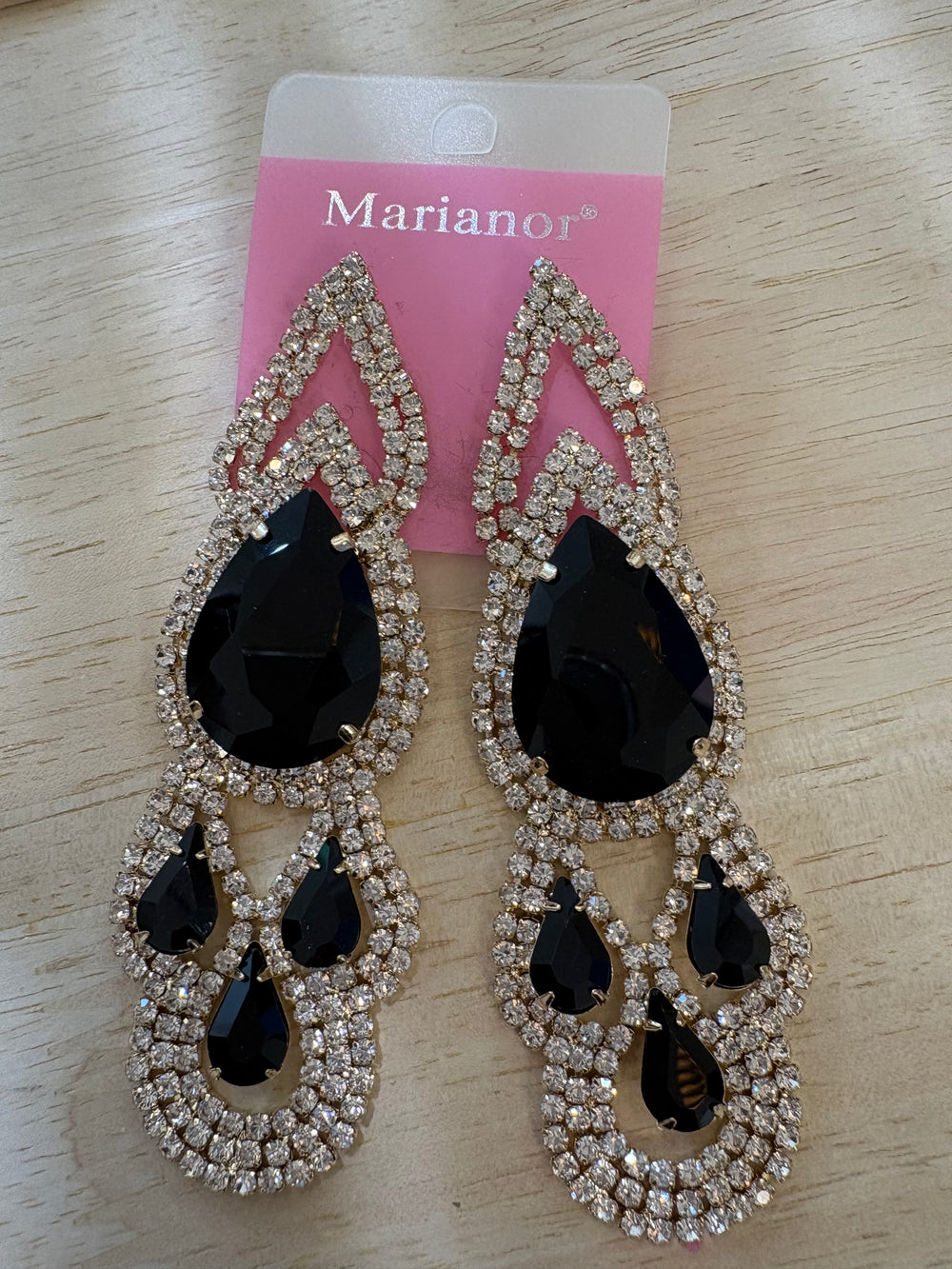 Boucle d’oreille goutte strass vert