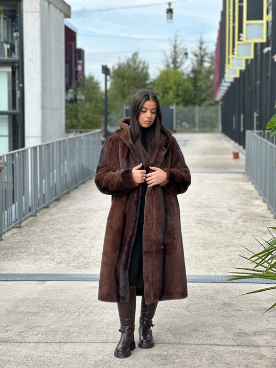 Manteau fourrure capuche marron (moda) 41042
