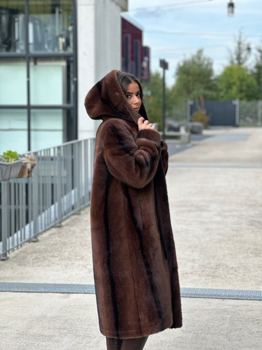 Manteau fourrure capuche marron (moda) 41042