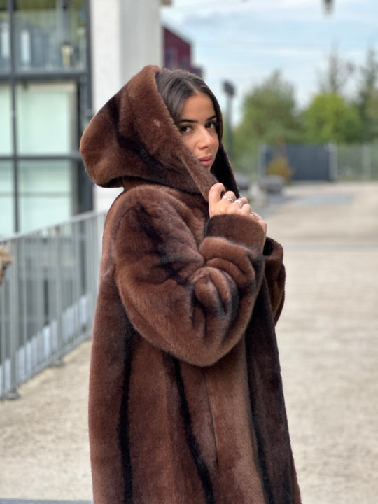 Manteau fourrure capuche marron (moda) 41042