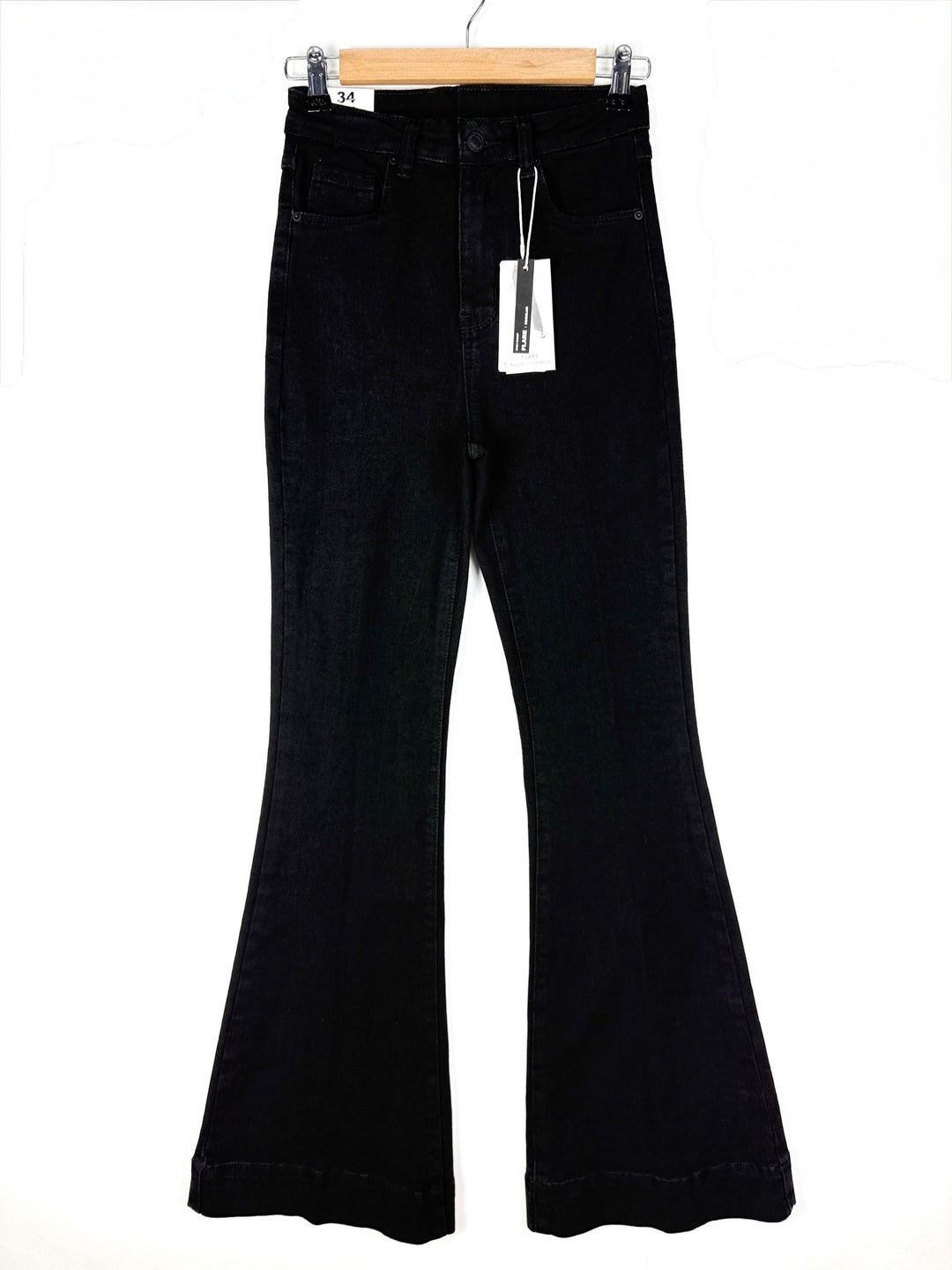 Jean flare Noir 8918 (taille peu petit)