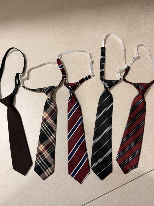 Petit cravate élastique