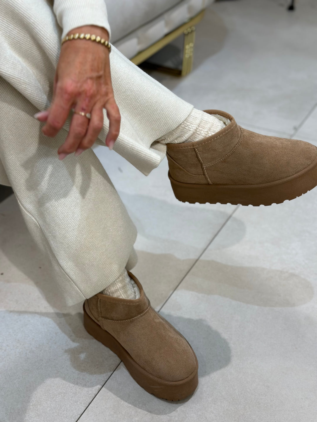Boots fourrure Nour taupe/camel claire