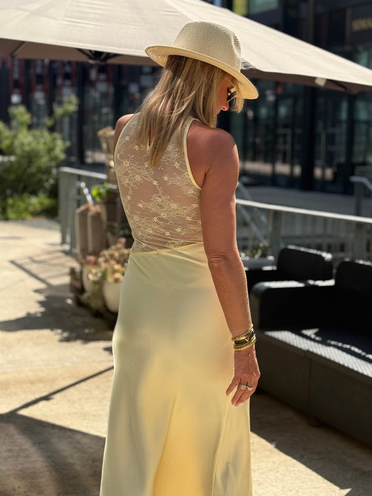 Robe satin jaune K9-50