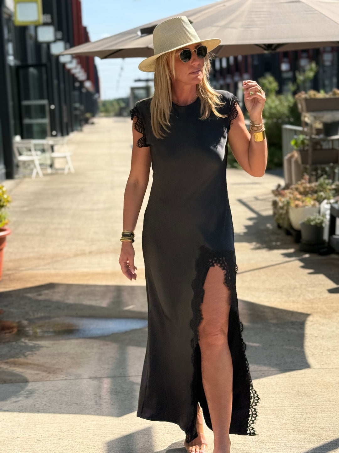 Robe satin dentelle noir