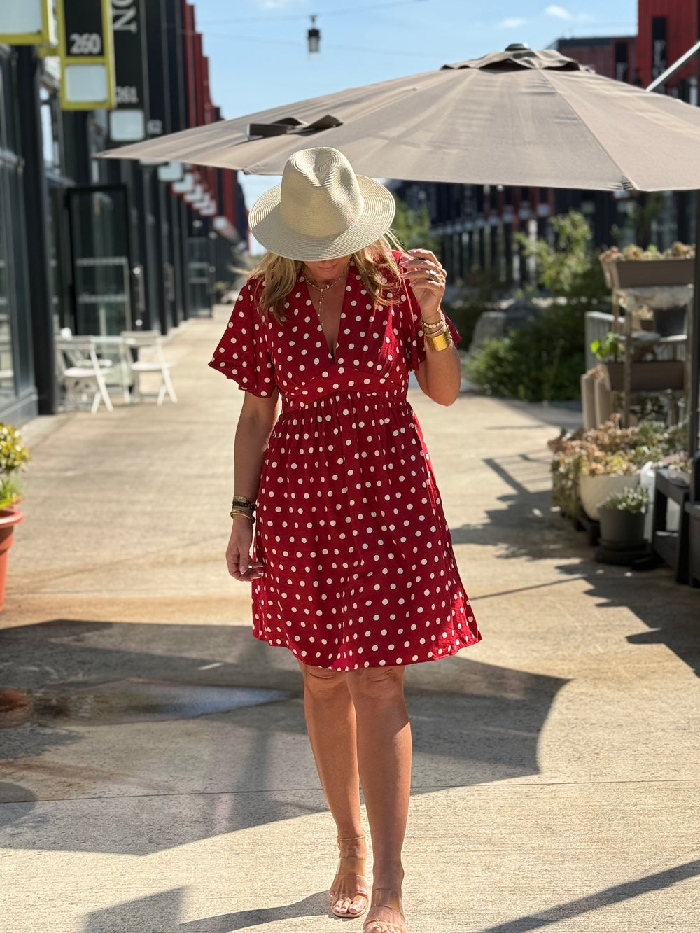 Robe court rouge à pois 379