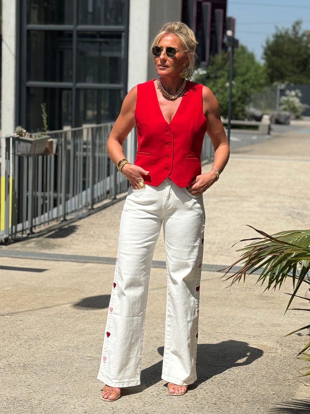 Jean blanc bandes cœurs rouge/rose 0236
