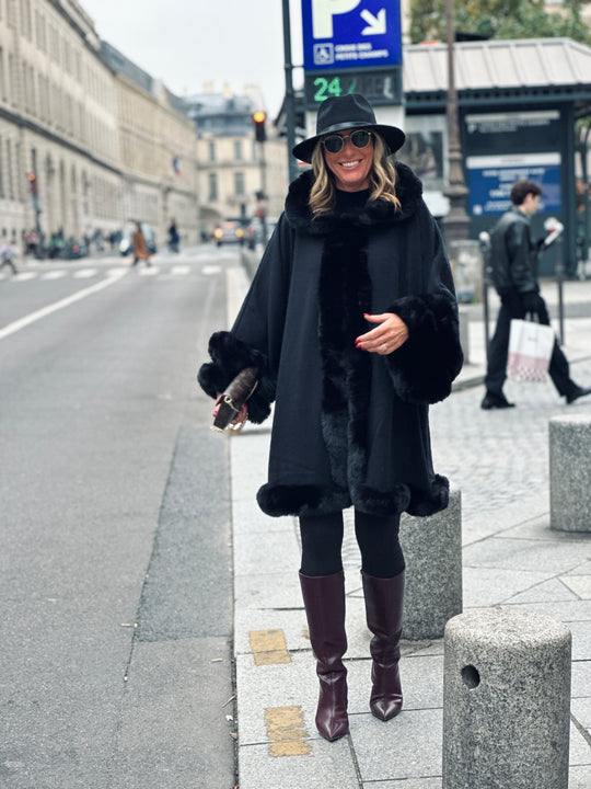 Manteau fourrure noir capuche 8016