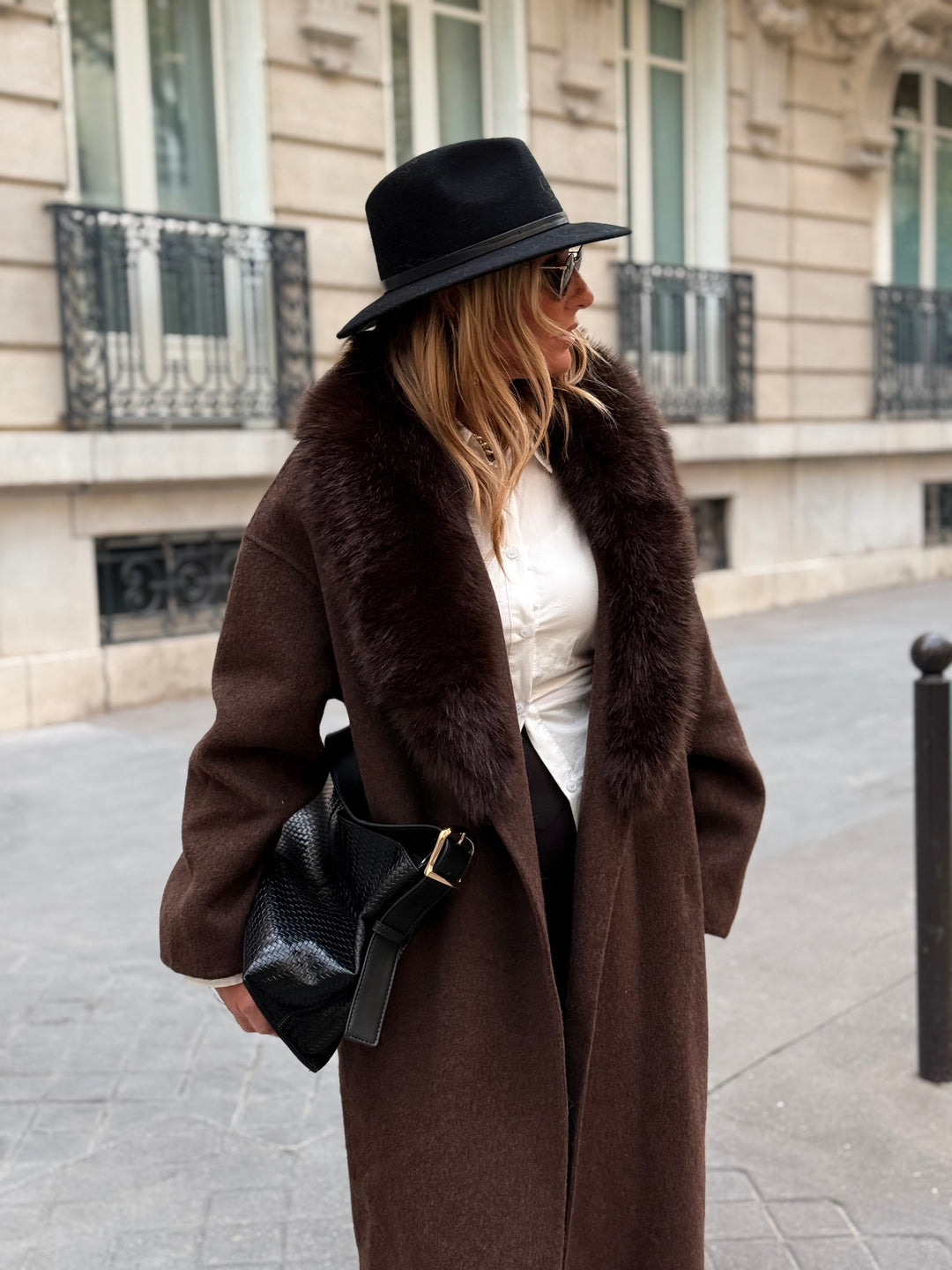 MANTEAU LAINE COL FAUSSE FOURRURE 017