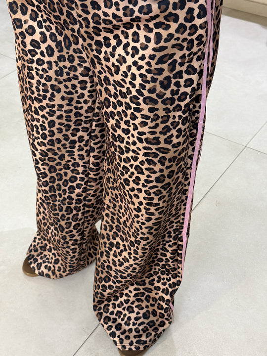 Ensemble jogging léopard bande Rose