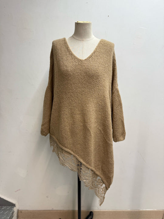 Pull tunique asymétrique dentelle 10612