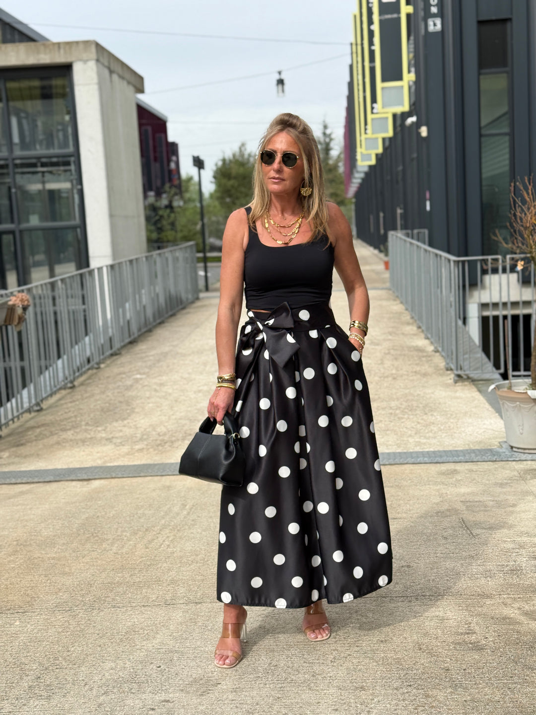 Jupe satin nouée à pois Noir