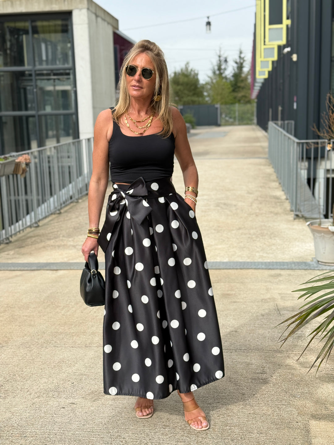Jupe satin nouée à pois Noir
