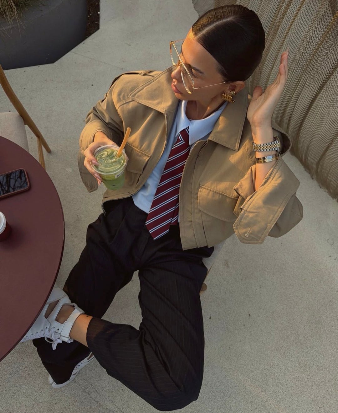 cravate rayure Bordeaux