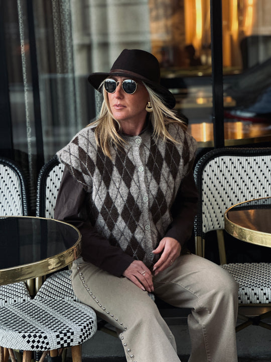 Gilet taupe/ choco arlequin dans manches 8268