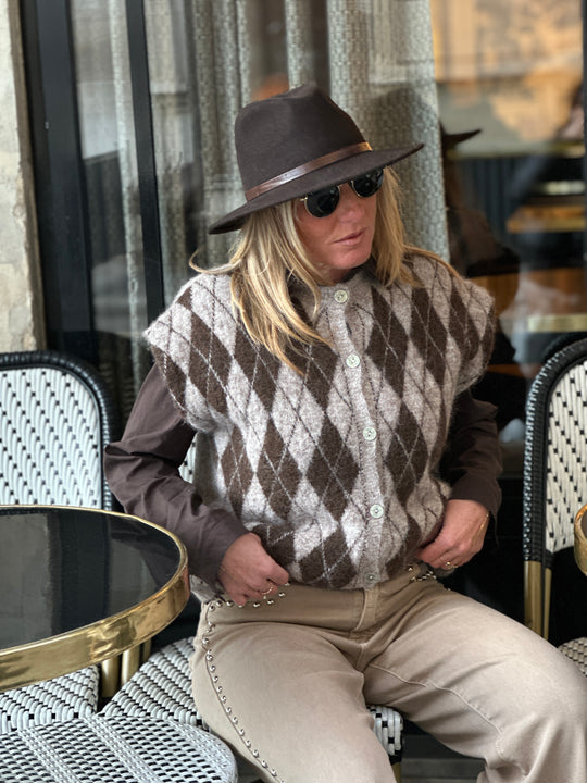 Gilet taupe/ choco arlequin dans manches 8268