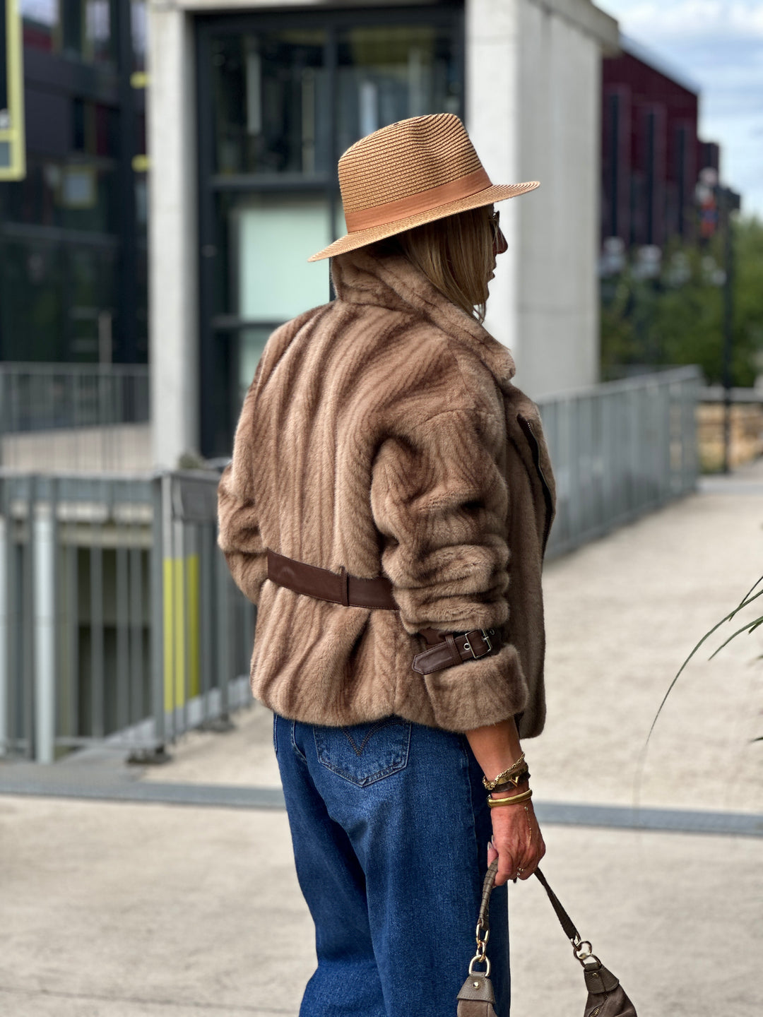 Veste fourrure dégradée zip asymétrique BEIGE 202248